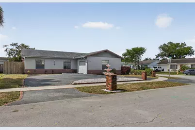 2081 NW 107th Terrace, Sunrise, FL 33322 - Photo 4