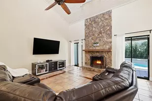 340 Apache Ln, Boca Raton, FL 33487 - Photo 10