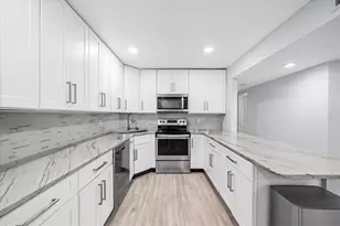 13790 Oneida Dr, Delray Beach, FL 33446 - Photo 10