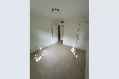 322 SW 7th Avenue, Fort Lauderdale, FL 33312 - Photo 12