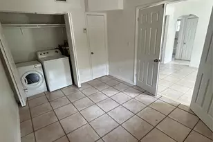 322 SW 7th Ave, Fort Lauderdale, FL 33312 - Photo 8