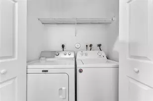 1059 Golden Cane Dr, Weston, FL 33327 - Photo 8