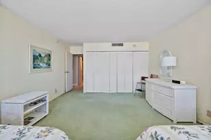 2017 S Ocean Dr, Hallandale Beach, FL 33009 - Photo 22