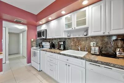 2017 S Ocean Drive #PH1, Hallandale Beach, FL 33009 - Photo 8