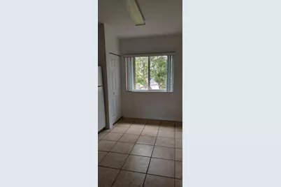 621 NW 78th Terrace #205, Pembroke Pines, FL 33024 - Photo 14