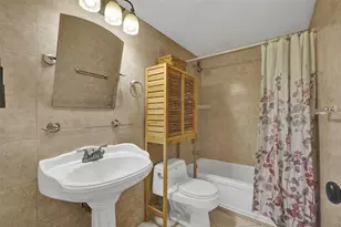 1865 79th Street Causeway, North Bay Village, FL 33141 - Photo 16