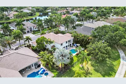 2527 Montclaire Circle, Weston, FL 33327 - Photo 44