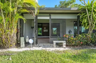 370 Fairway Cir, Weston, FL 33326 - Photo 22