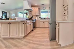 1521 Treemont Ave, Jupiter, FL 33469 - Photo 8