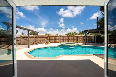 4215 Roosevelt Street, Hollywood, FL 33021 - Photo 36