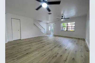 832 NW 47th Street, Deerfield Beach, FL 33064 - Photo 10