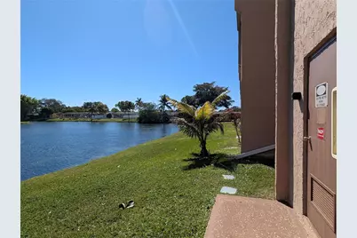 9900 Sunrise Lakes Boulevard #110, Sunrise, FL 33322 - Photo 26