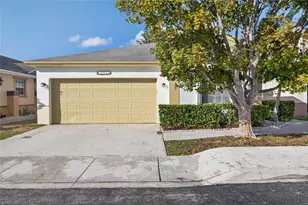 351 E Riverbend Dr, Sunrise, FL 33326 - Photo 1