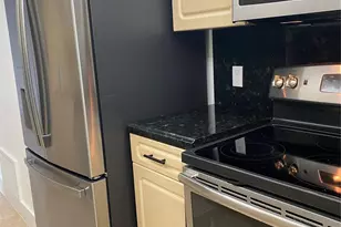 1200 Hibiscus Ave, Pompano Beach, FL 33062 - Photo 4