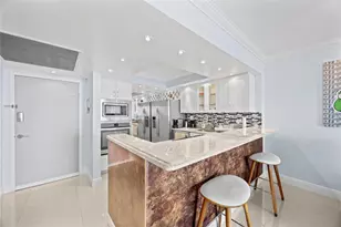 2030 S Ocean Dr, Hallandale Beach, FL 33009 - Photo 12