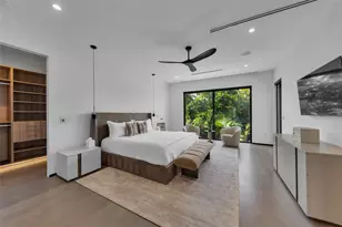 727 NE 17th Way, Fort Lauderdale, FL 33304 - Photo 8