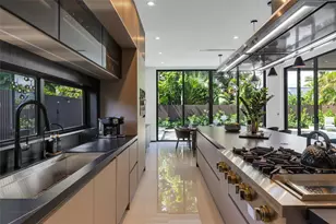 727 NE 17th Way, Fort Lauderdale, FL 33304 - Photo 32