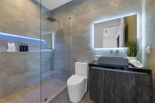 727 NE 17th Way, Fort Lauderdale, FL 33304 - Photo 60