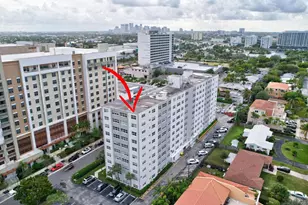 2555 NE 11th St, Fort Lauderdale, FL 33304 - Photo 32