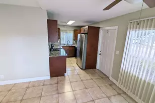 141 NW 10th St, Pompano Beach, FL 33060 - Photo 6