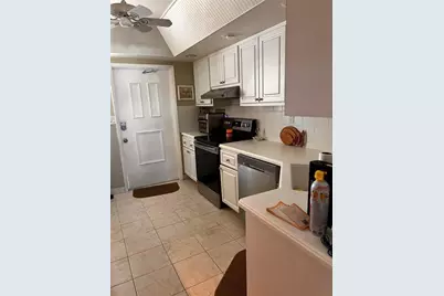 3535 Broken Woods Drive #307, Coral Springs, FL 33065 - Photo 2