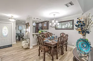 405 Maplewood Dr, Greenacres, FL 33415 - Photo 10