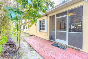 405 Maplewood Dr, Greenacres, FL 33415 - Photo 28