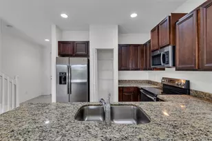 4234 N Dixie Hwy, Oakland Park, FL 33334 - Photo 2