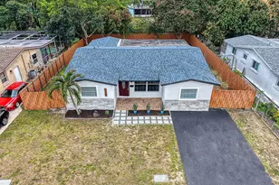 6520 Kimberly Blvd, North Lauderdale, FL 33068 - Photo 2