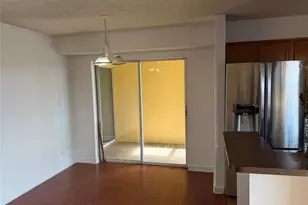 7610 Westwood Dr, Tamarac, FL 33321 - Photo 10