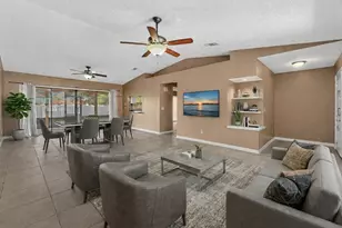 2002 SE Aneci St, Port Saint Lucie, FL 34984 - Photo 20