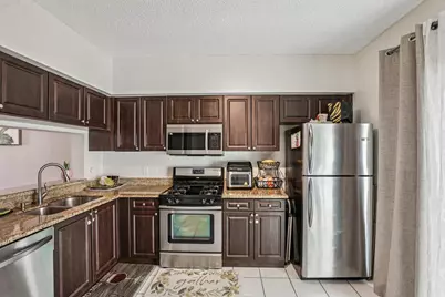 7717 Sanibel Drive, Tamarac, FL 33321 - Photo 4