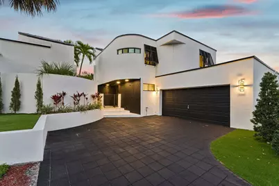 2651 NE 22nd Court, Pompano Beach, FL 33062 - Photo 2