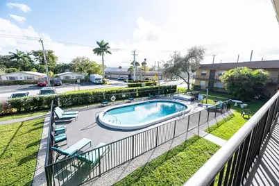 1401 NE 17th Court #206, Fort Lauderdale, FL 33305 - Photo 1