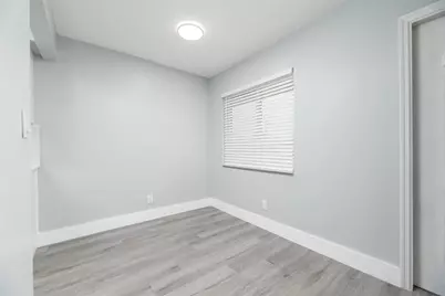 1401 NE 17th Court #212, Fort Lauderdale, FL 33305 - Photo 10