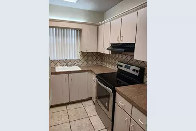 2525 Hollywood Boulevard #115, Hollywood, FL 33020 - Photo 8