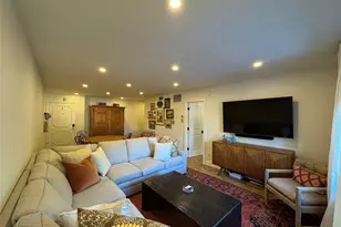 9 NE 19th Ct, Wilton Manors, FL 33305 - Photo 2