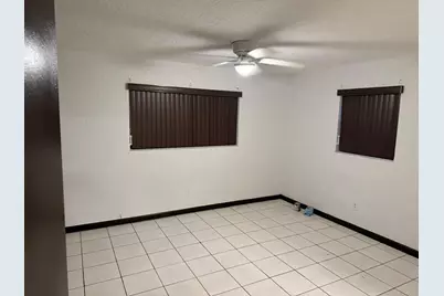 429 NW 15th Avenue, Fort Lauderdale, FL 33311 - Photo 14