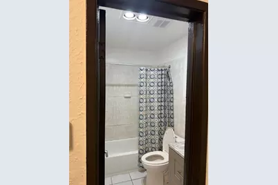 429 NW 15th Avenue, Fort Lauderdale, FL 33311 - Photo 16