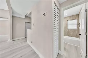 305 NE 8th St, Pompano Beach, FL 33060 - Photo 30