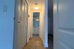 5221 Geneva Way, Doral, FL 33166 - Photo 10