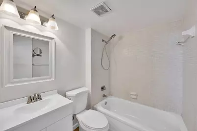 118 Royal Park Drive #4G, Oakland Park, FL 33309 - Photo 18