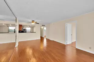 118 Royal Pk Dr, Oakland Park, FL 33309 - Photo 4