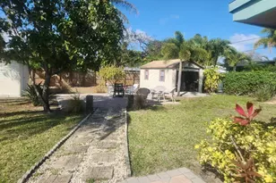 1261 NE 2nd St, Pompano Beach, FL 33060 - Photo 10