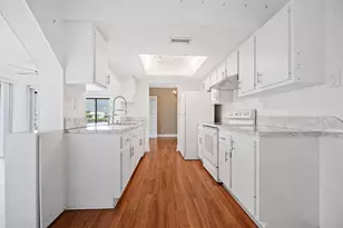 5807 NW 85th Ave, Tamarac, FL 33321 - Photo 12