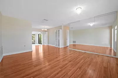 5807 NW 85th Avenue, Tamarac, FL 33321 - Photo 6