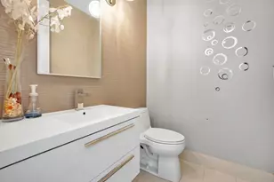 1231 Hayes St, Hollywood, FL 33019 - Photo 8