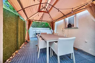 1231 Hayes St, Hollywood, FL 33019 - Photo 16