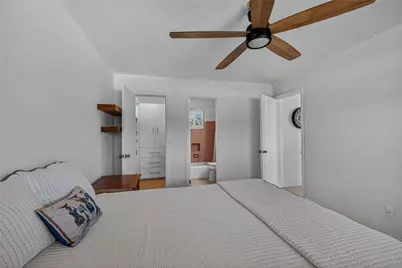 4331 NE 5th Avenue, Oakland Park, FL 33334 - Photo 12