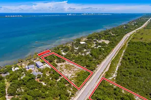 8605 S Indian River Dr, Fort Pierce, FL 34982 - Photo 6